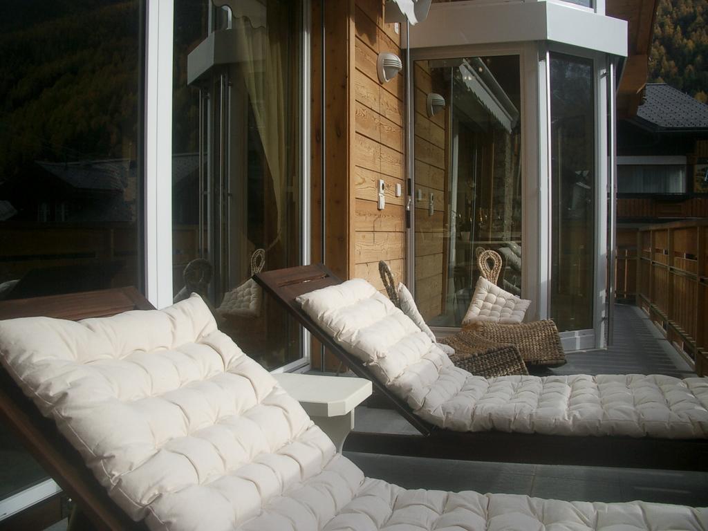 Chalet Sunshine Saas-Fee Habitación foto